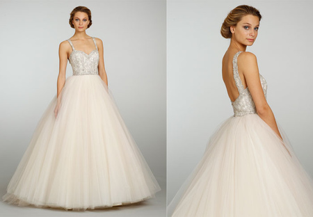 lazaro-bridal-tulle-ball-gown-sweetheart-beaded-straps-sheer-jewel-encrusted-natural-circular-chapel-3319_x1