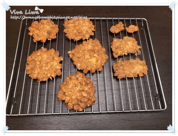 almond cookies20.jpg