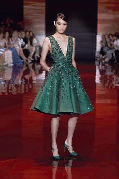 elie-saab-fall-winter-2013-2014-couture (7).jpg