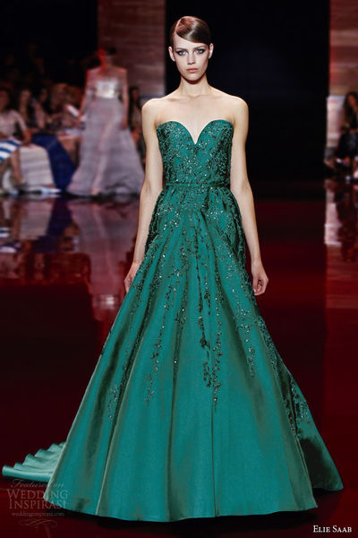 elie-saab-fall-winter-2013-2014-couture-strapless-sweetheart-green-dress.jpg